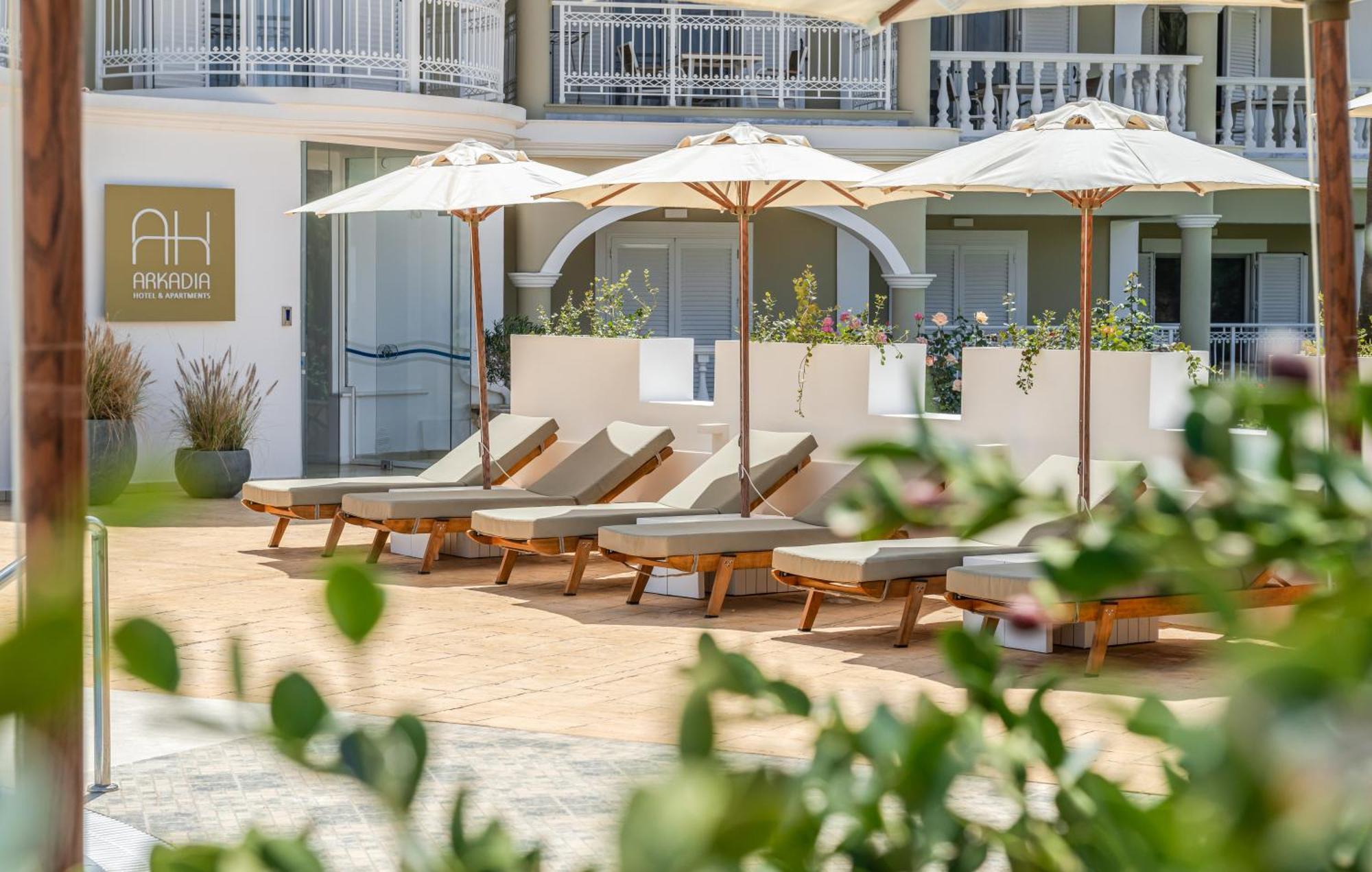 Arkadia Hotel Kypseli Exterior photo
