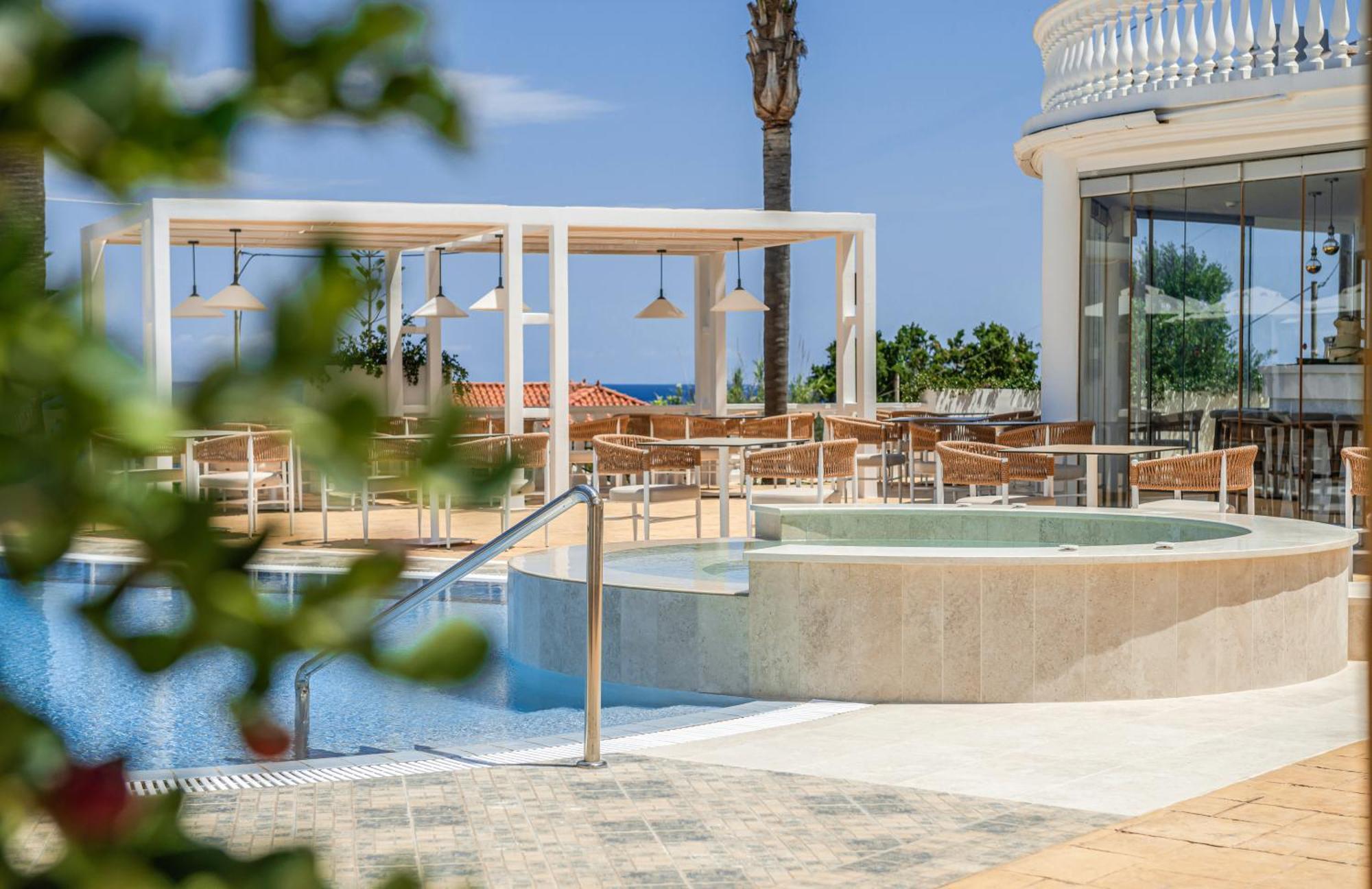 Arkadia Hotel Kypseli Exterior photo